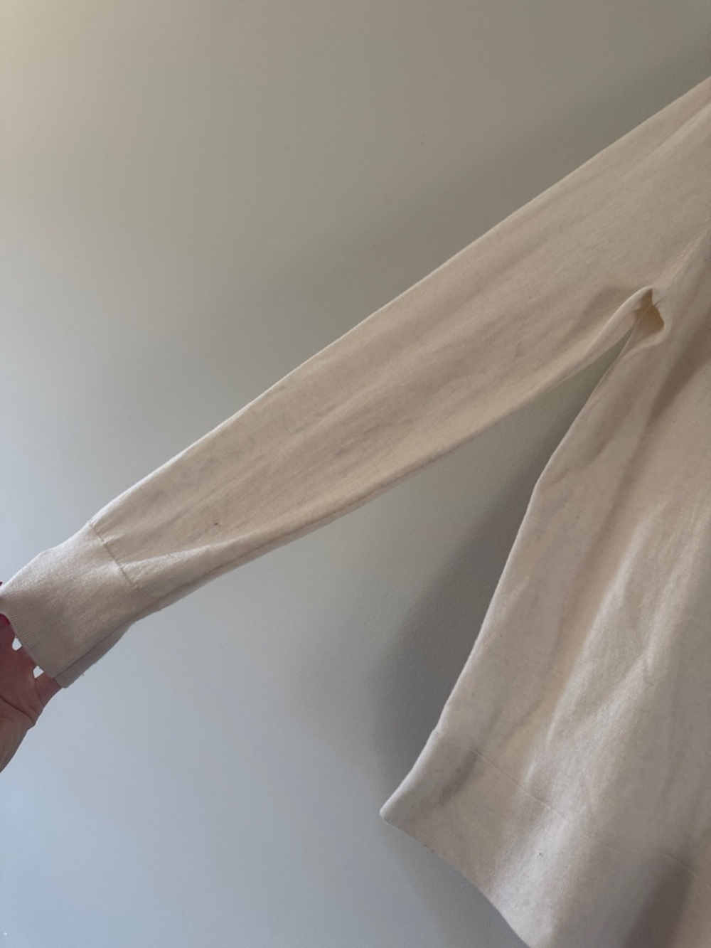 Banana Republic | 100% Merino Wool Cream Crewneck Sweater - Picture 5 of 8